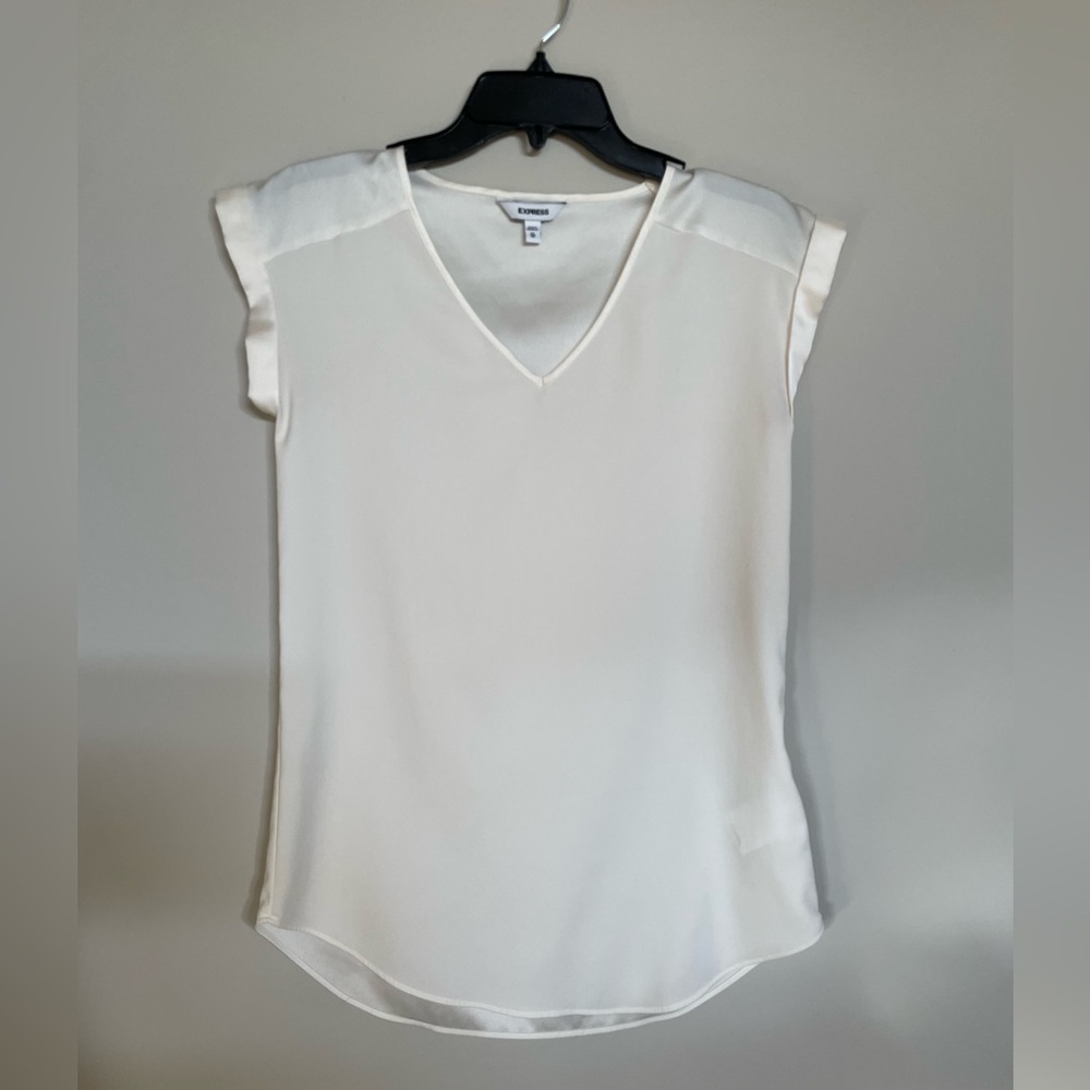 Women’s Express Top